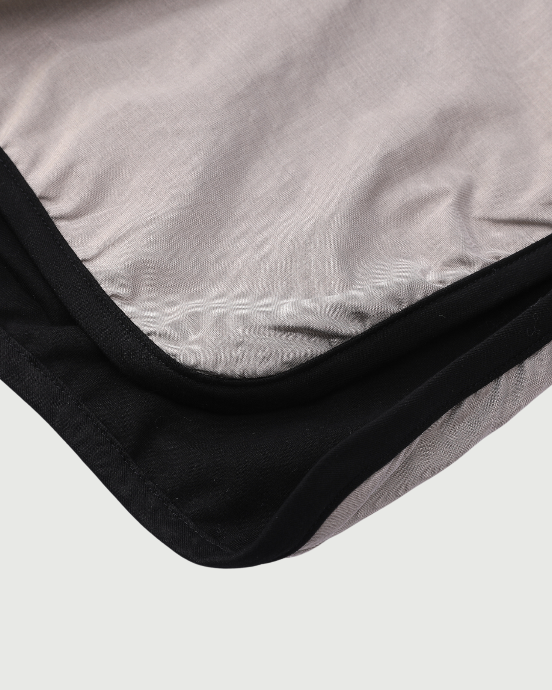 The Radia Smart® Adult Hooded Poncho Blanket (Black) offers EMF protection with silver-lined Faraday fabric that blocks RF and 5G radiation. Designed for comfort and wellness, it supports fertility health while reducing daily exposure to harmful wireless signals. Soft, breathable, and stylish, this hooded poncho blanket is perfect for home or travel, providing cozy coverage and peace of mind in today’s connected world.